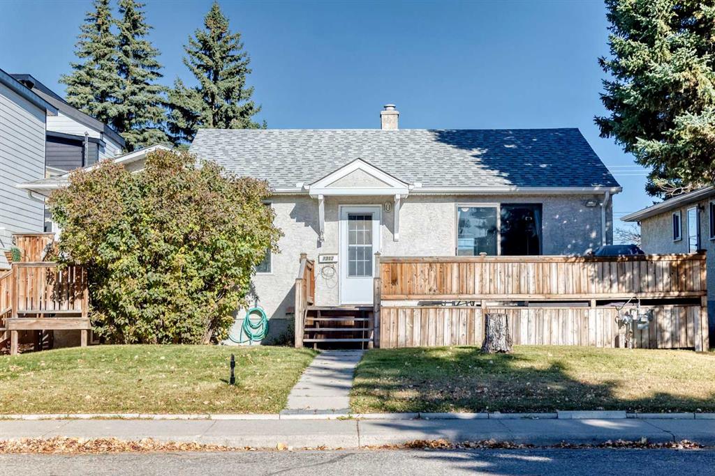 Picture of 7312 36 Avenue NW, Calgary Real Estate Listing