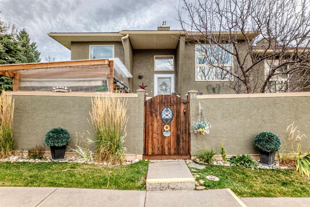 Picture of 13, 29 Poplar Avenue , Okotoks Real Estate Listing