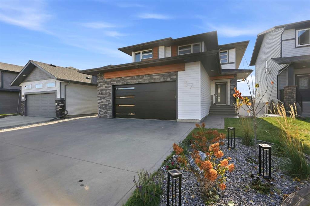 Picture of 37 Tanner Street , Red Deer Real Estate Listing