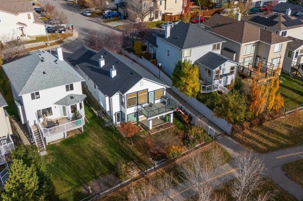 Picture of 3 Tuscany Meadows Crescent NW, Calgary Real Estate Listing