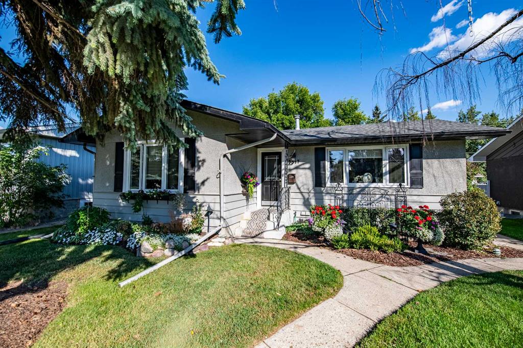 Picture of 3317 44A Avenue , Red Deer Real Estate Listing