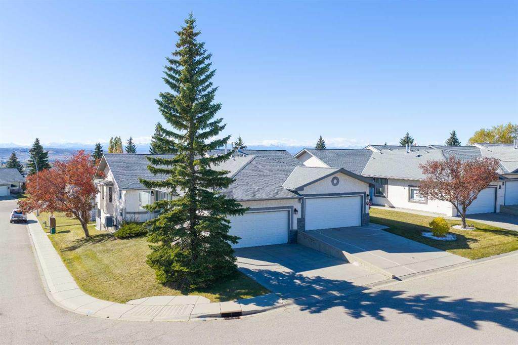 Picture of 4 ARBOUR CLIFF Court NW, Calgary Real Estate Listing