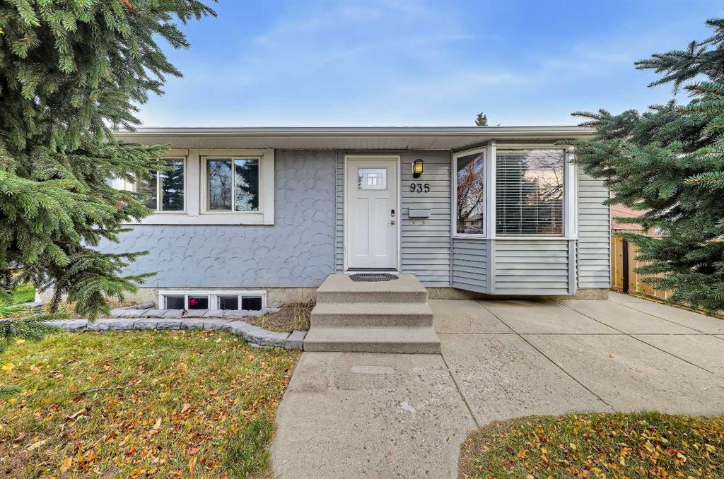 Picture of 935 Madeira Way NE, Calgary Real Estate Listing