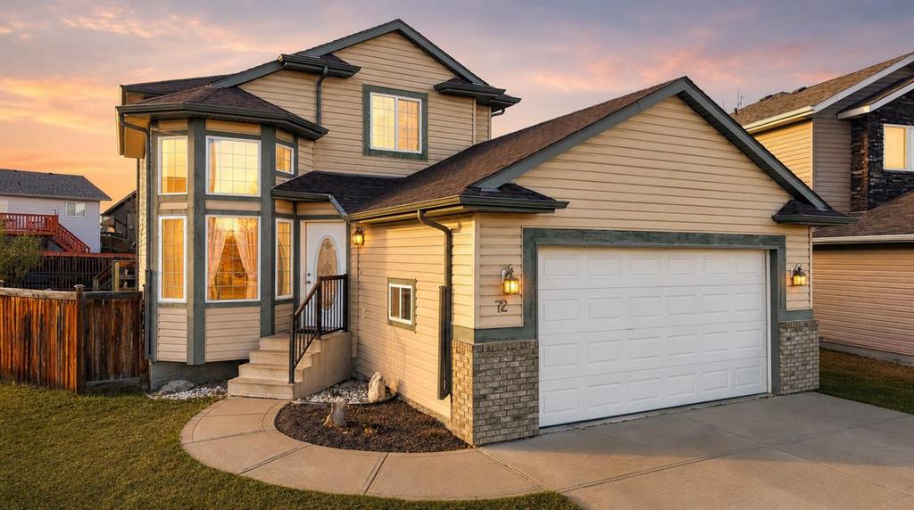 Picture of 72 Oak Drive , Red Deer Real Estate Listing
