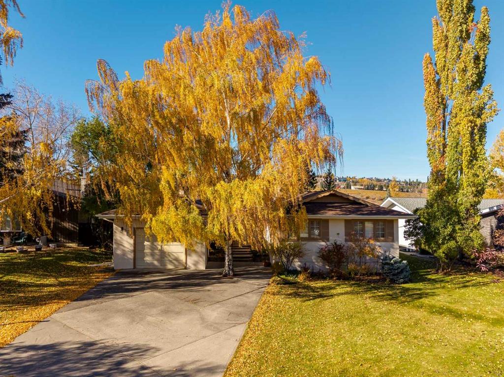 Picture of 339 Wildwood Drive SW, Calgary Real Estate Listing