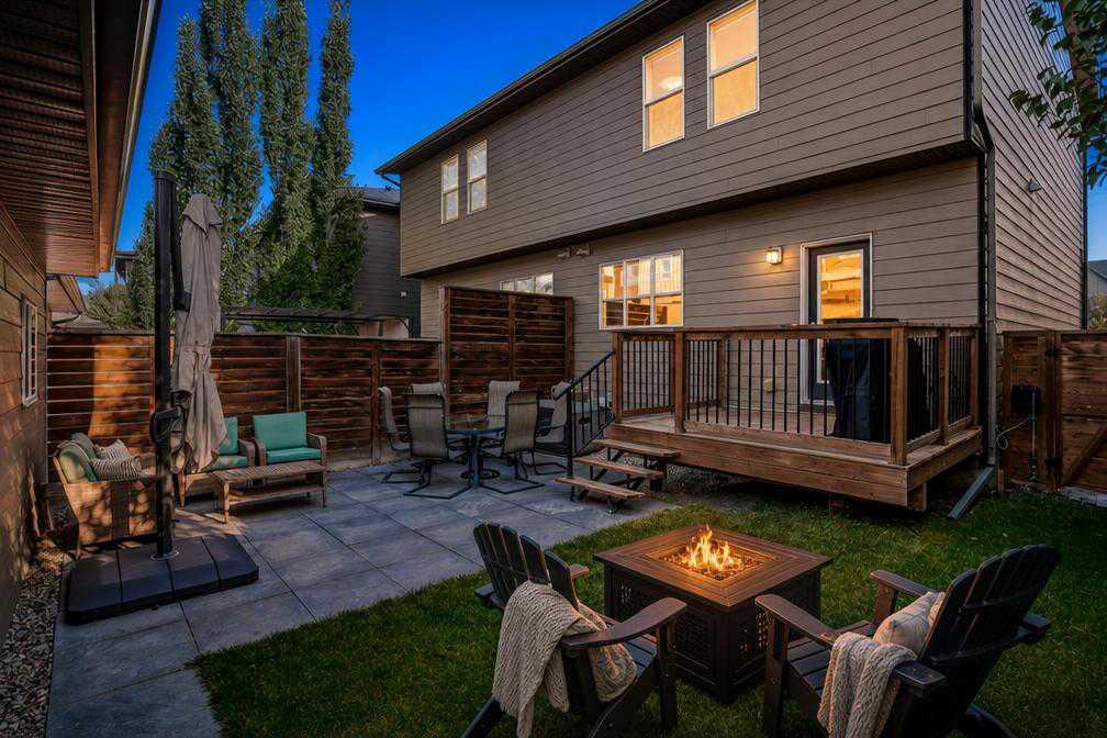Picture of 1270 Walden Drive SE, Calgary Real Estate Listing