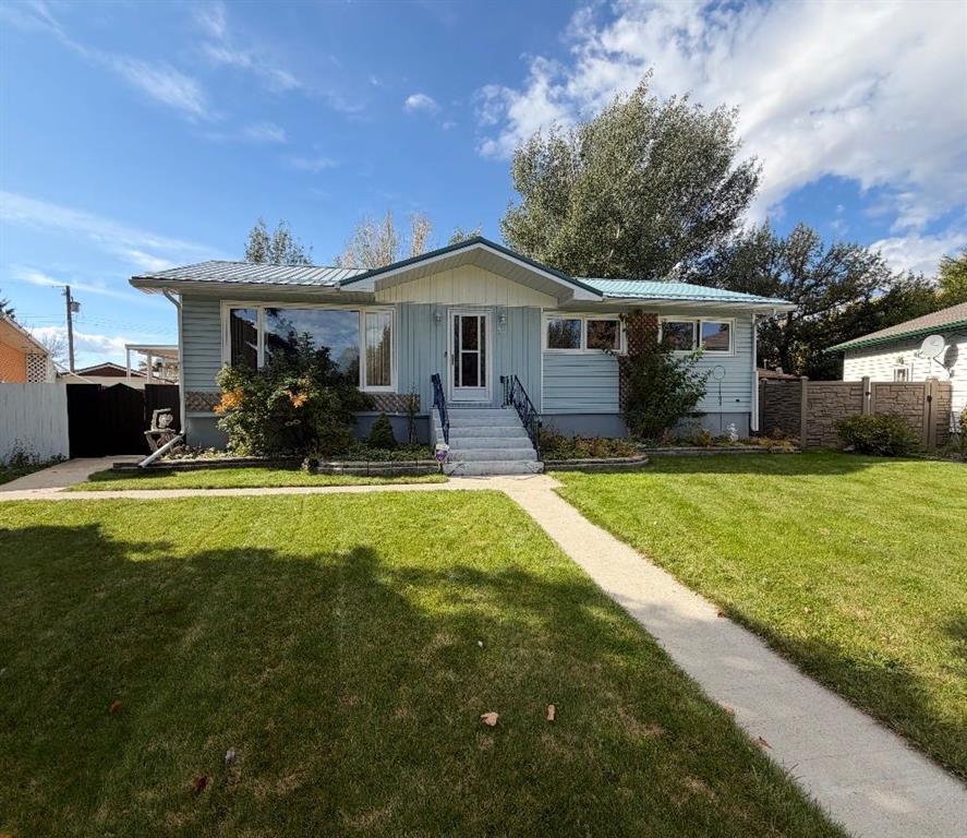 Picture of 31 9 Street W, Brooks Real Estate Listing