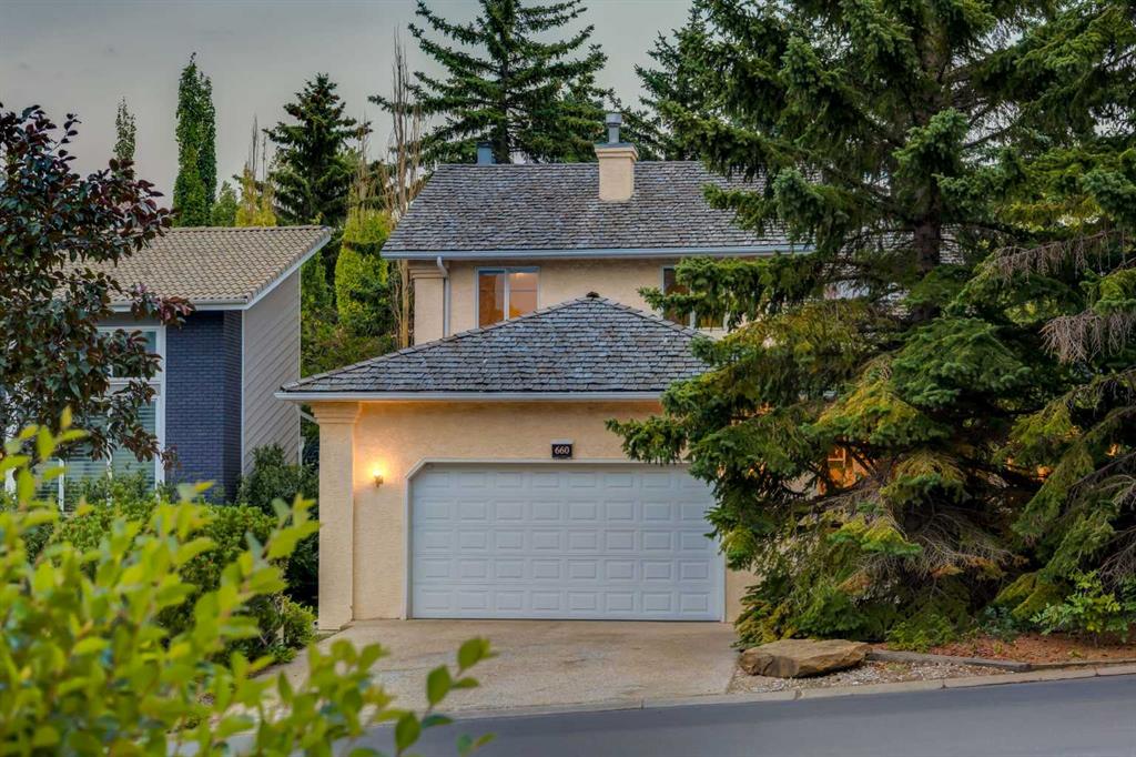 Picture of 660 Coach Grove Road SW, Calgary Real Estate Listing