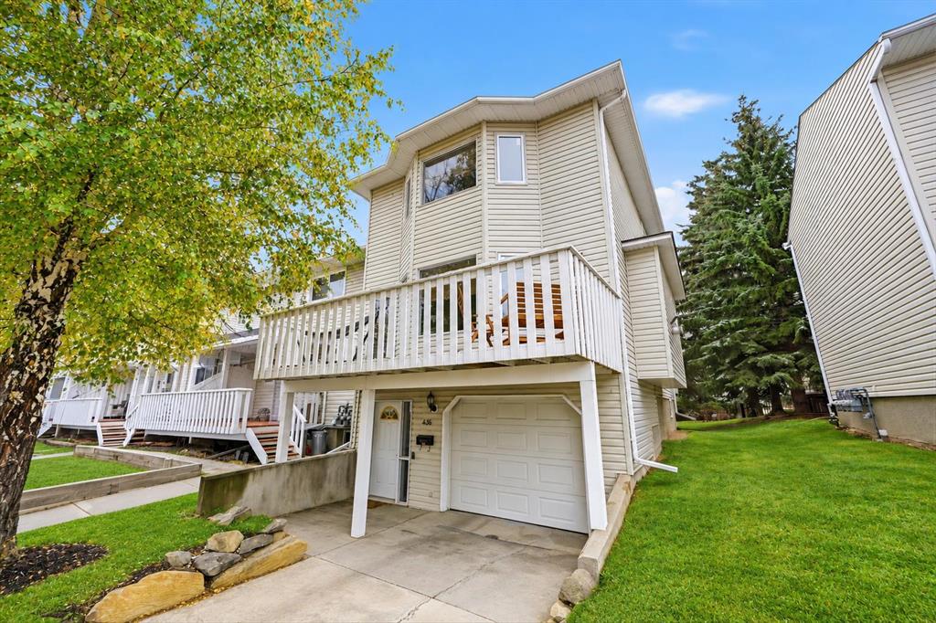Picture of 436 Killarney Glen Court SW, Calgary Real Estate Listing