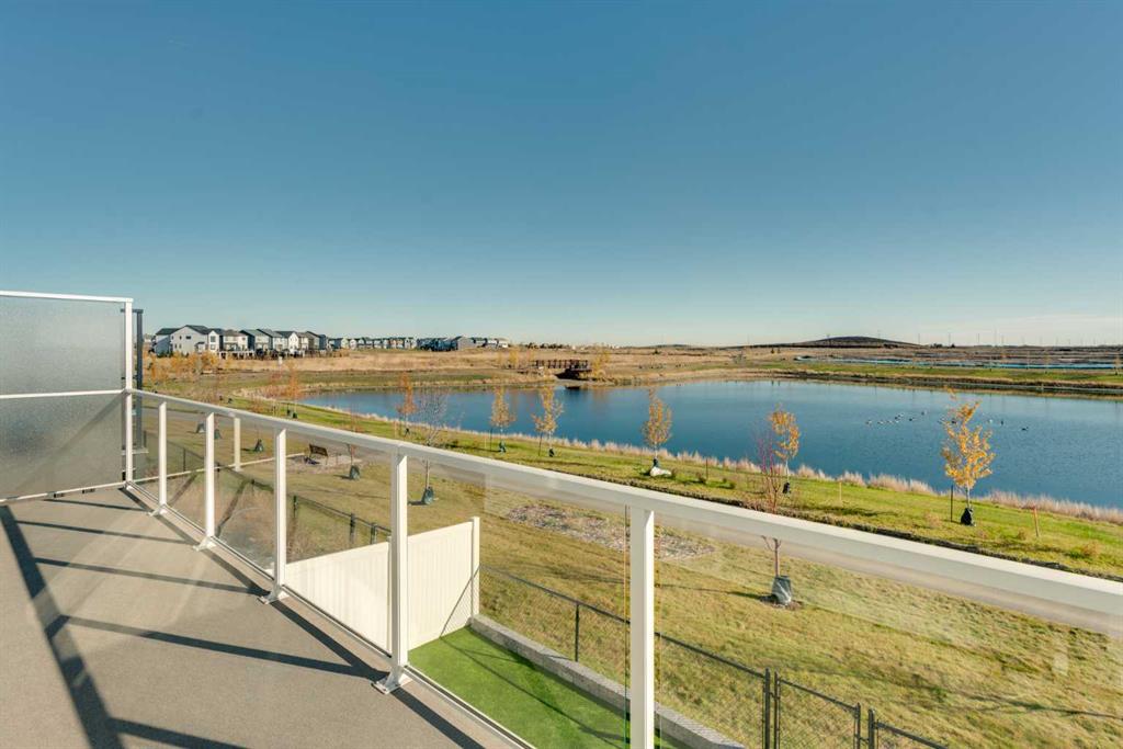 Picture of 198 Savoy Landing SE, Calgary Real Estate Listing