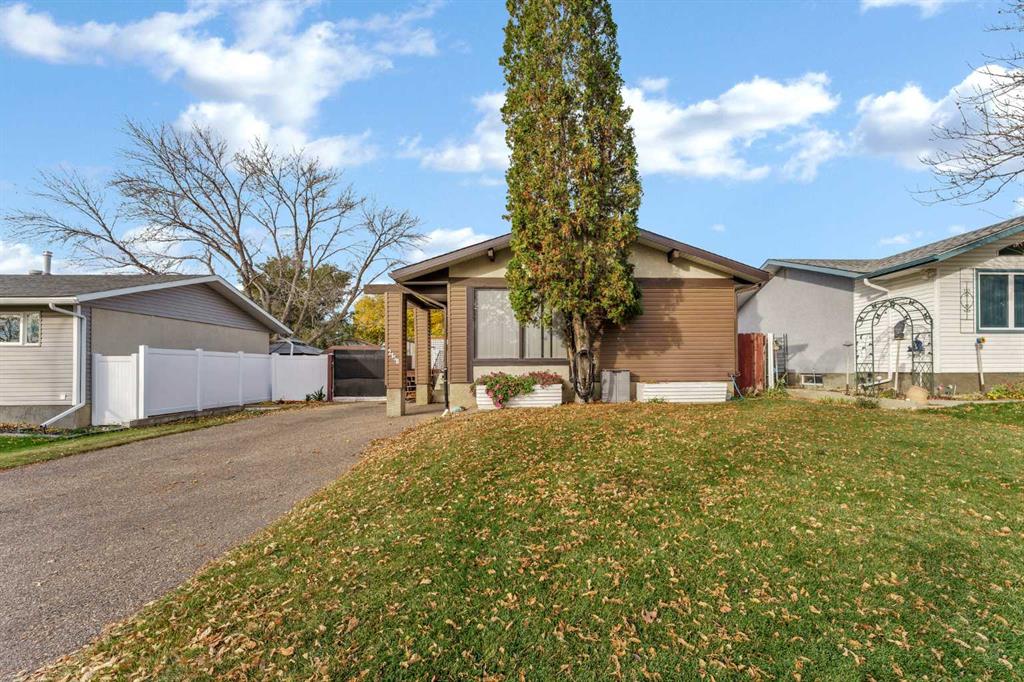Picture of 2158 7 Avenue NE, Medicine Hat Real Estate Listing