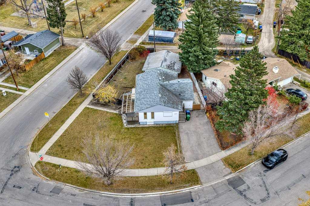 Picture of 8528 Bowglen Road NW, Calgary Real Estate Listing