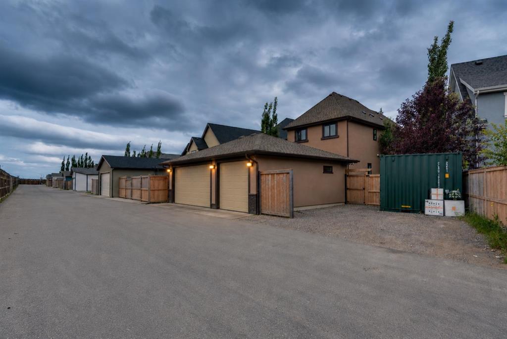 Picture of 360 Marquis Heights SE, Calgary Real Estate Listing
