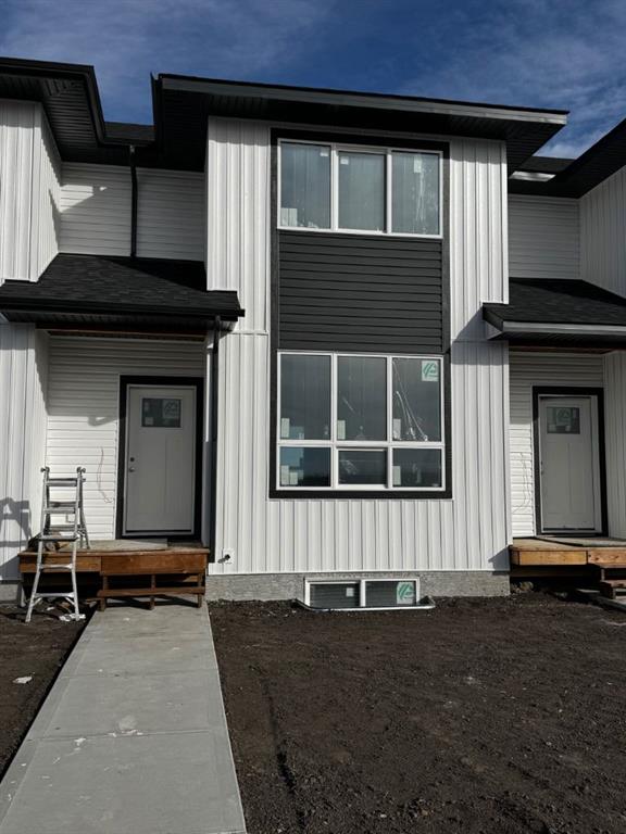 Picture of 67 Inglis Crescent , Sylvan Lake Real Estate Listing