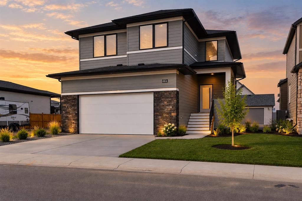 Picture of 664 Devonia Road W, Lethbridge Real Estate Listing