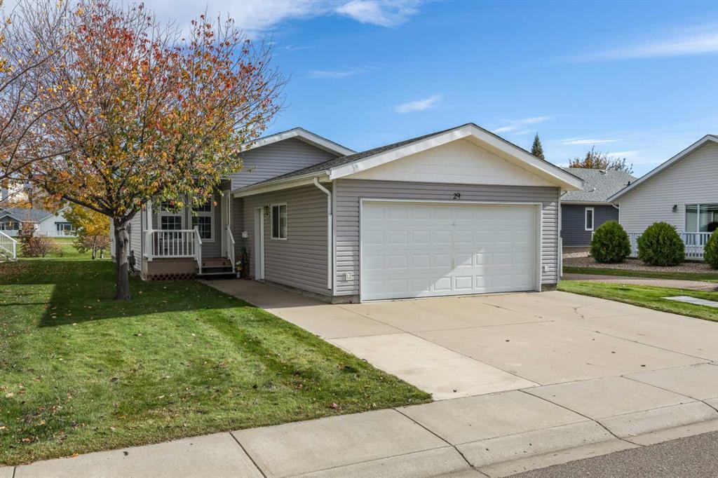 Picture of 29 Chartwell Place SE, Medicine Hat Real Estate Listing
