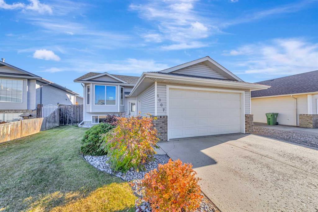 Picture of 4007 67 Avenue , Lloydminster Real Estate Listing