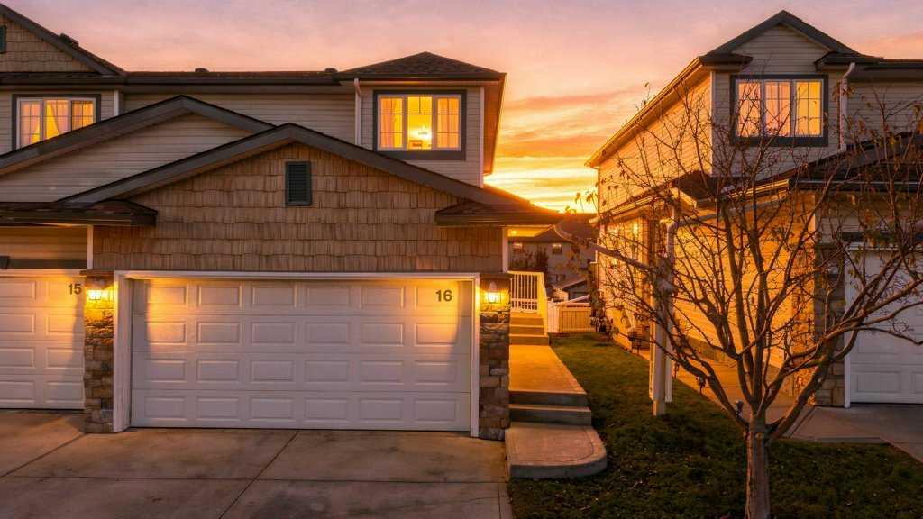 Picture of 16, 73 Addington Drive , Red Deer Real Estate Listing