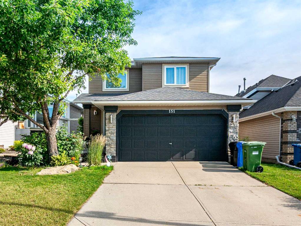 Picture of 151 Citadel Close NW, Calgary Real Estate Listing