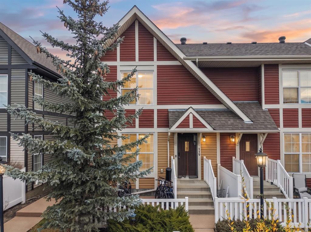 Picture of 119 New Brighton Villas SE, Calgary Real Estate Listing