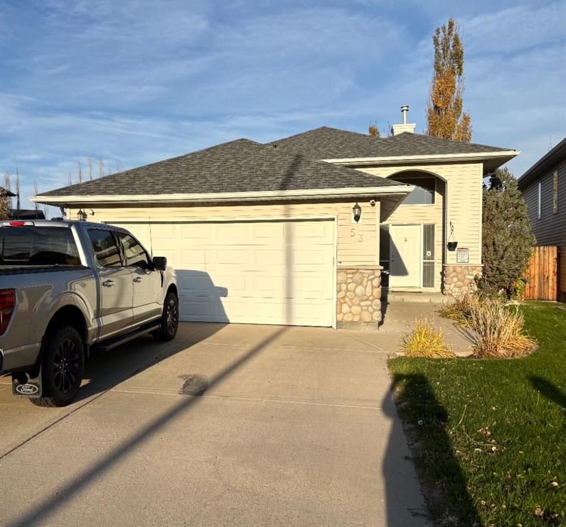 Picture of 53 Aberdeen Road W, Lethbridge Real Estate Listing
