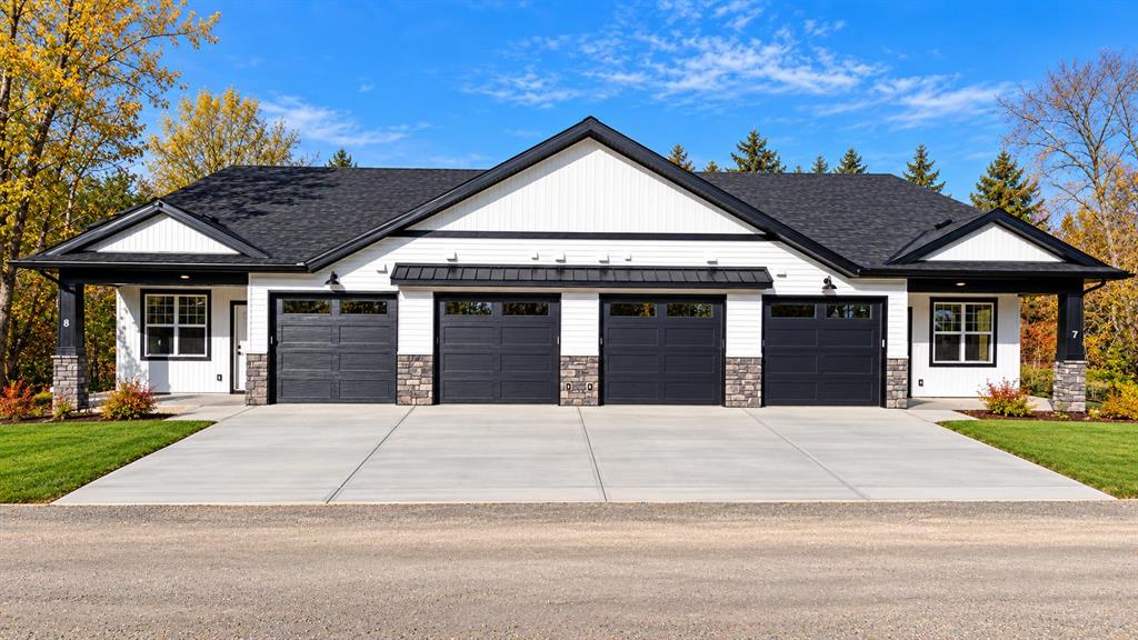 Picture of 5, 5463 55 Avenue , Lacombe Real Estate Listing
