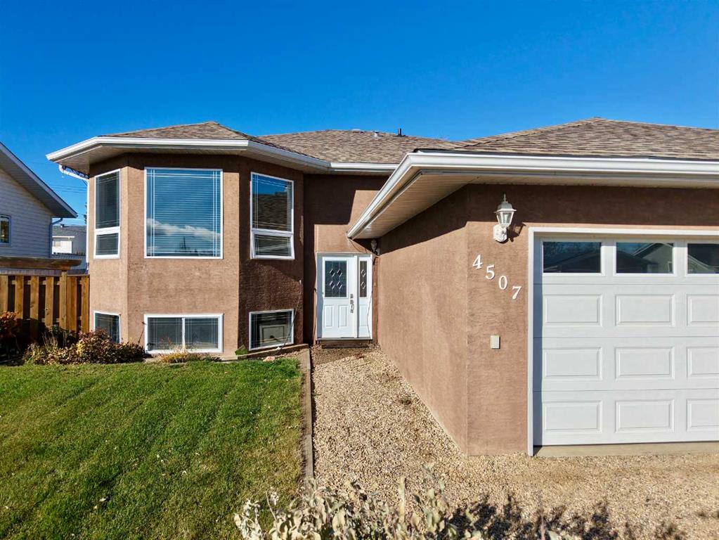 Picture of 4507 47 Street , Grimshaw Real Estate Listing