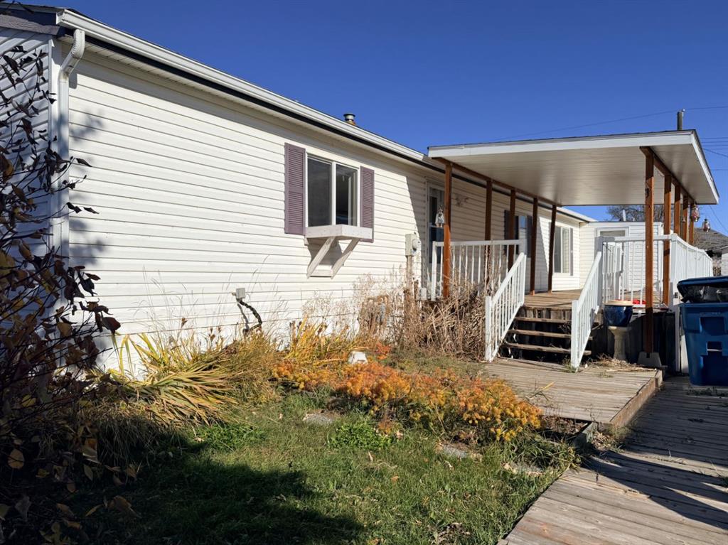 Picture of 109 1 Avenue S, Morrin Real Estate Listing
