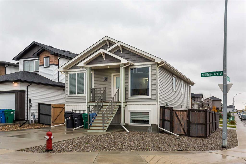 Picture of 319 Northlander Bend W, Lethbridge Real Estate Listing