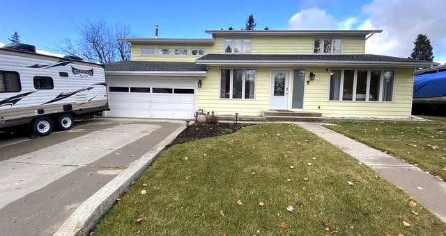 Picture of 104 MISTAYA Road , Hinton Real Estate Listing