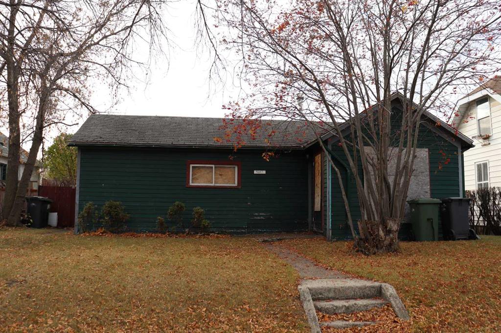 Picture of 5017 55 Avenue , Ponoka Real Estate Listing