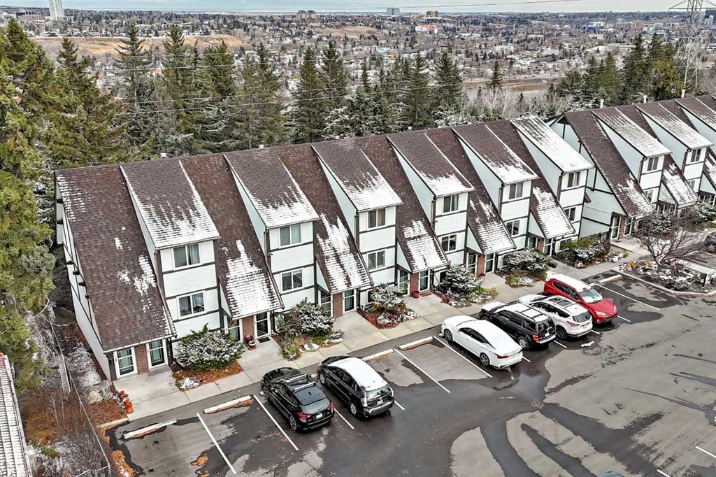 Picture of 12, 304 Cedar Crescent SW, Calgary Real Estate Listing