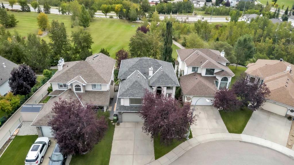 Picture of 7 Tuscarora Point NW, Calgary Real Estate Listing
