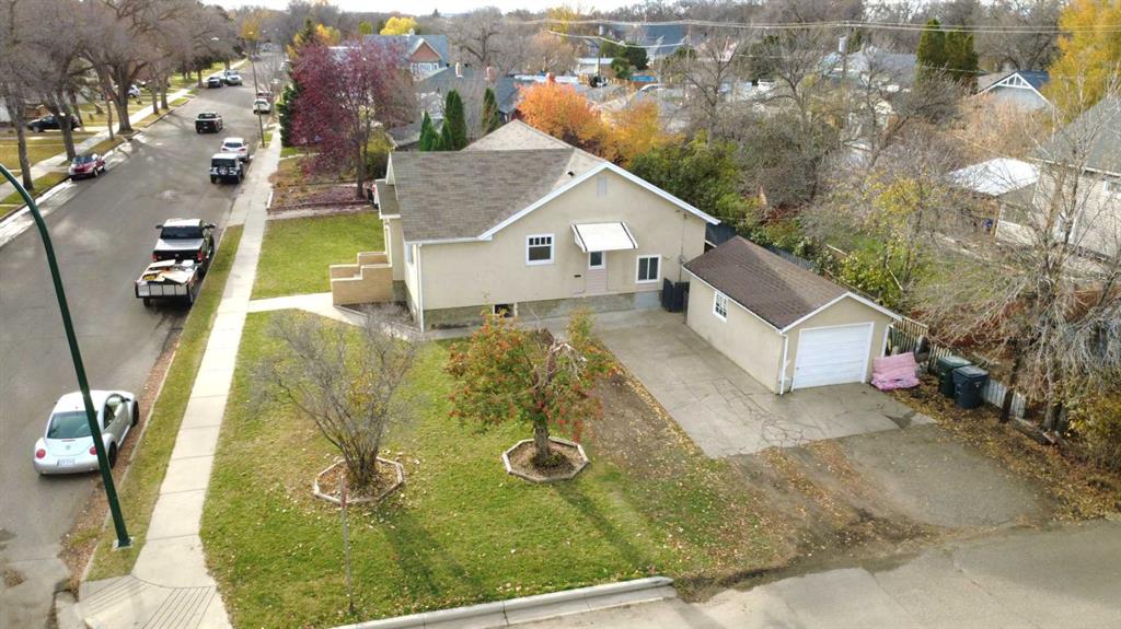 Picture of 164 5 Street SE, Medicine Hat Real Estate Listing