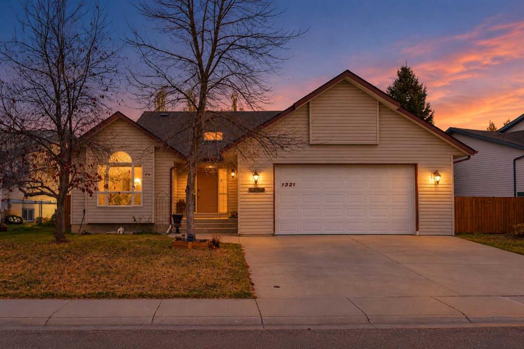 Picture of 1321 Whitfield Avenue , Crossfield Real Estate Listing
