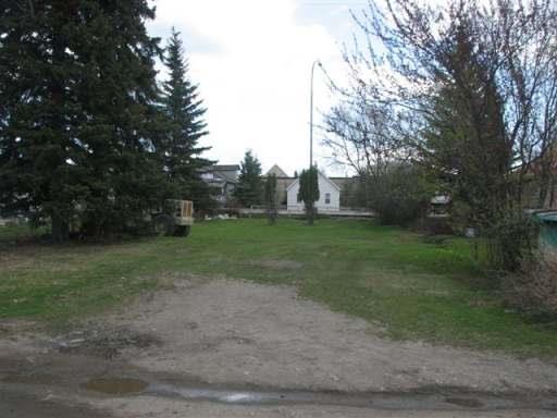 Picture of 5328 4 AVE  , Edson Real Estate Listing