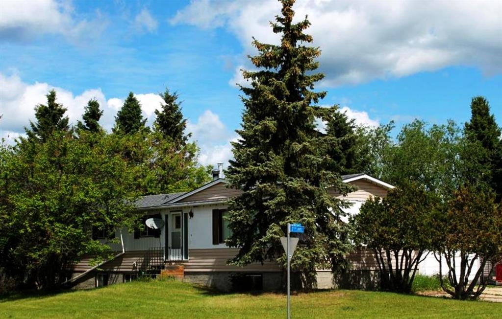 Picture of 700 8 Street , Fox Creek Real Estate Listing