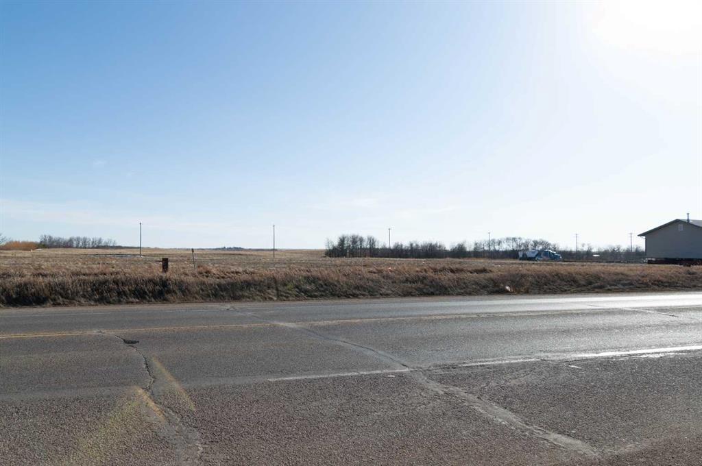 Picture of 3702 42 Avenue , Rural Stettler No. 6, County of Real Estate Listing