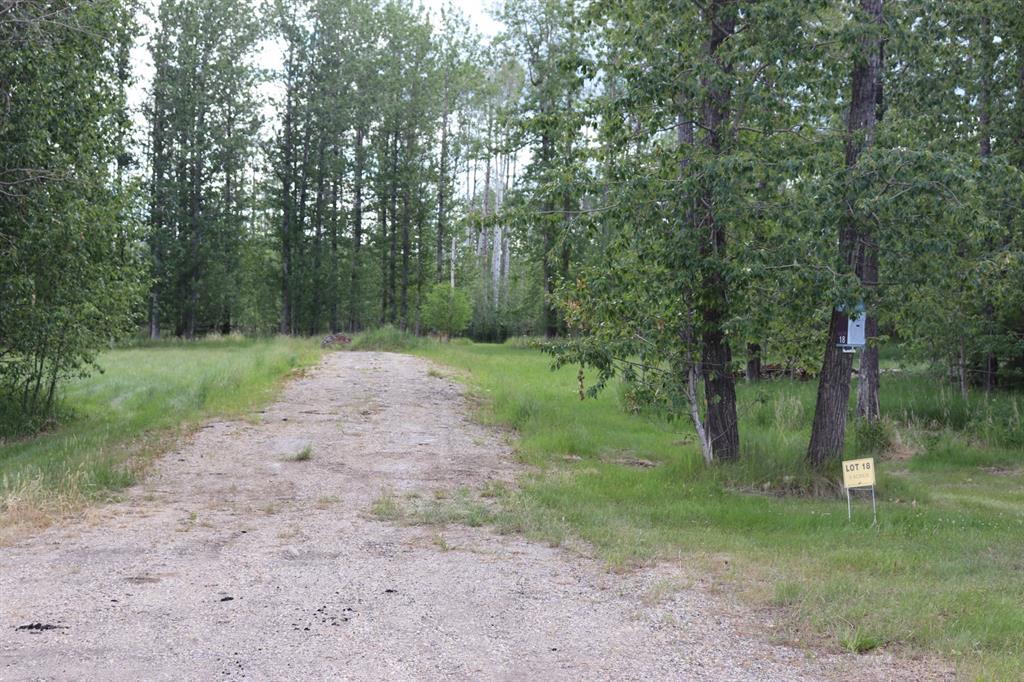 Picture of 18, 16511 Township Road 532A Subdivision , Rural Yellowhead County Real Estate Listing