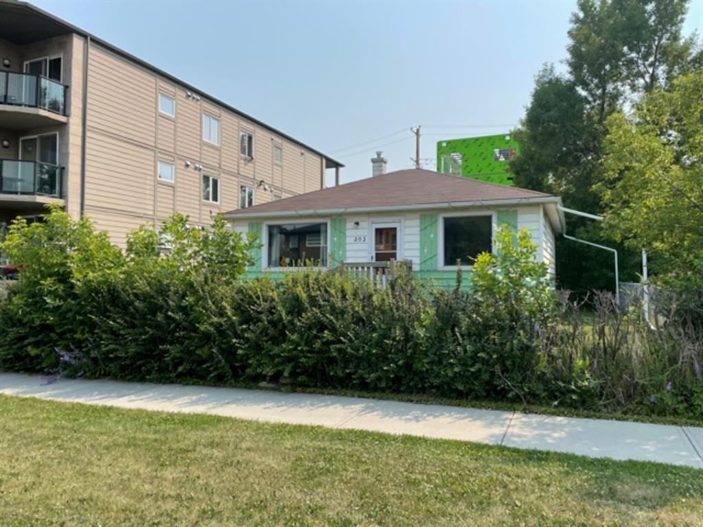 Picture of 203 17 Avenue NE, Calgary Real Estate Listing