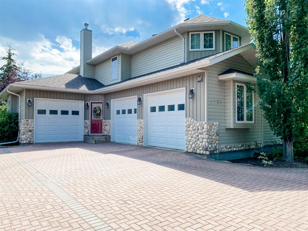 Picture of 5205 59 StreetClose , Stettler Real Estate Listing