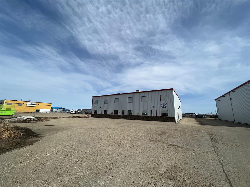 Picture of B, 10203 123 Street , Grande Prairie Real Estate Listing