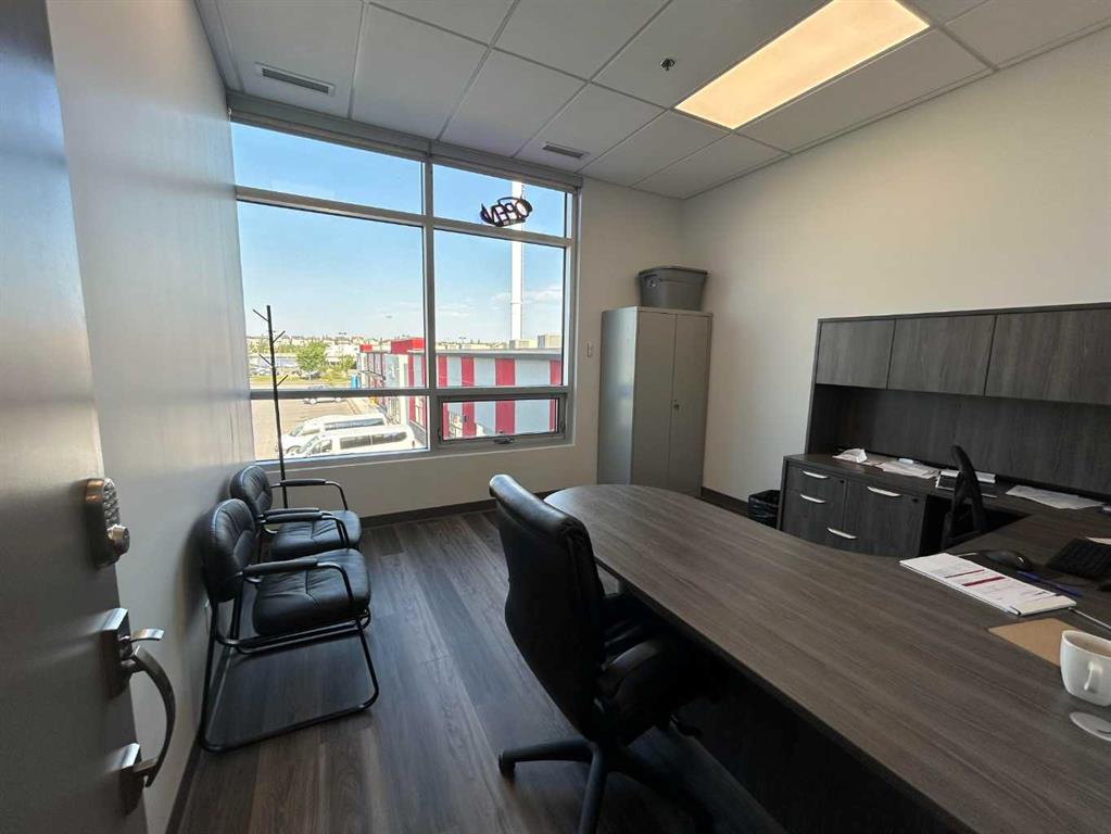 Picture of Unit 200, 2974 Main Street SE, Airdrie Real Estate Listing