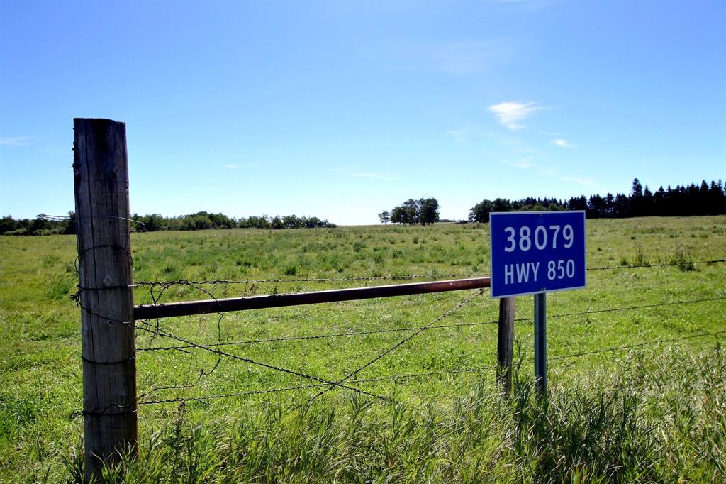 Picture of 38079 Hwy 850  , Rural Stettler No. 6, County of Real Estate Listing
