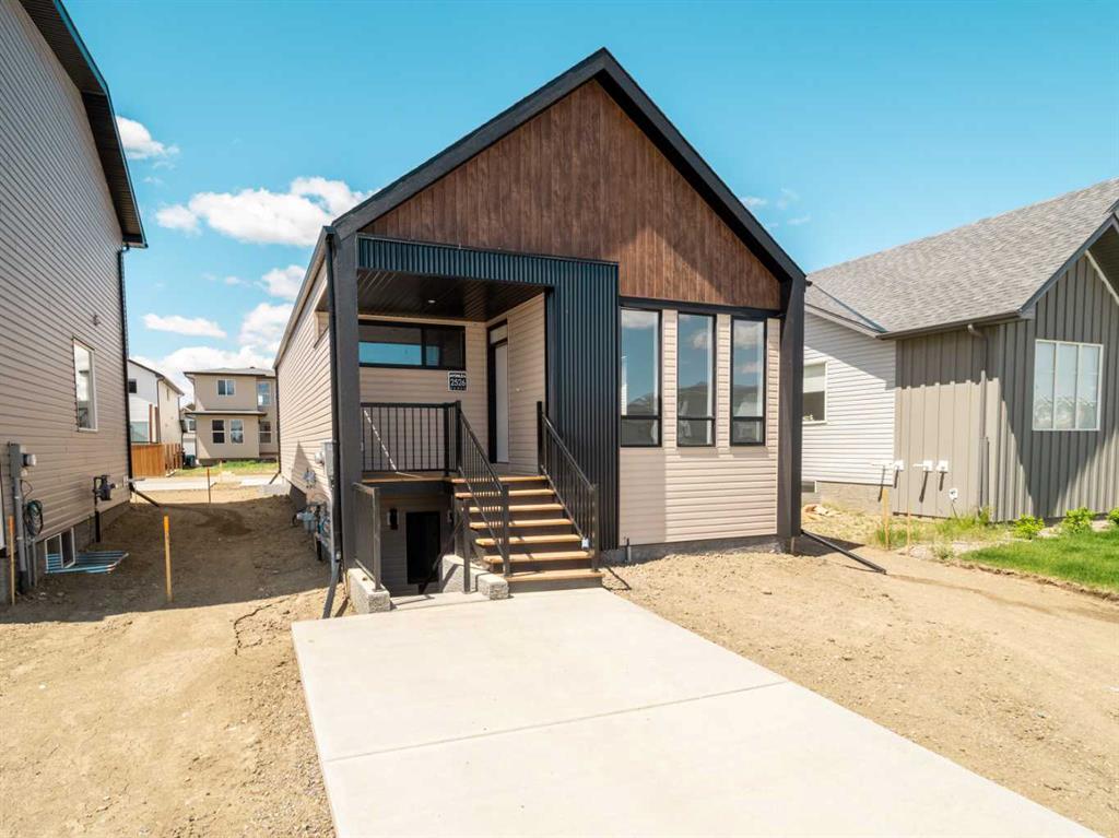 Picture of 2526 46 Street S, Lethbridge Real Estate Listing