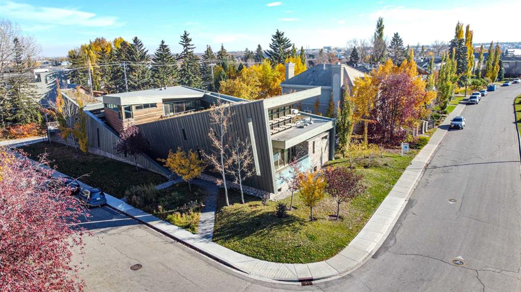Picture of 145 38A Avenue SW, Calgary Real Estate Listing