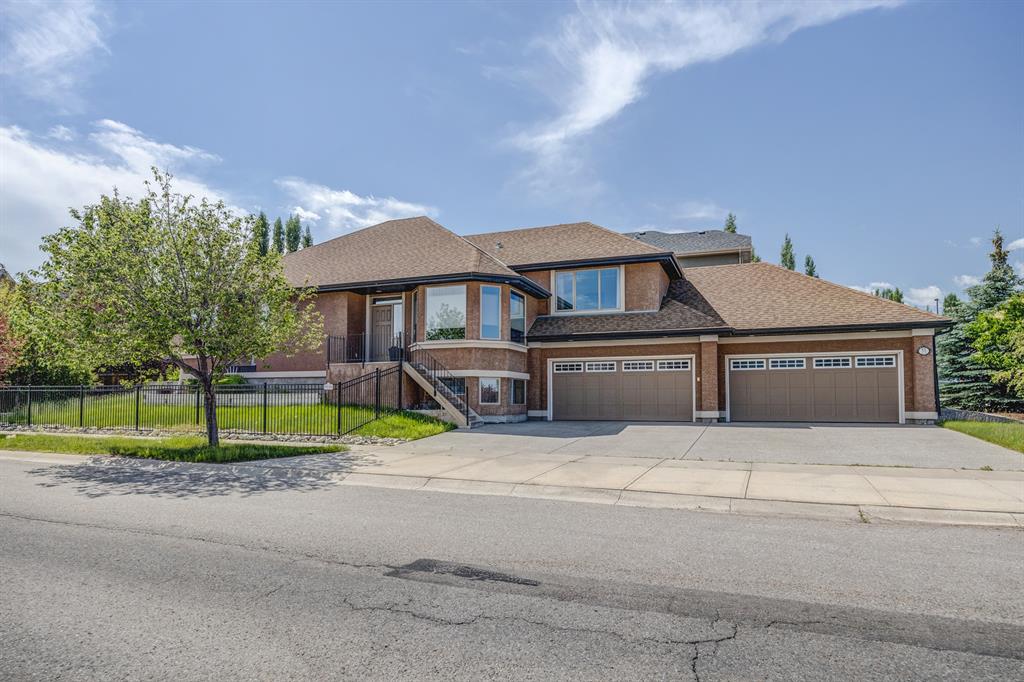 Picture of 51 Cranridge Bay SE, Calgary Real Estate Listing