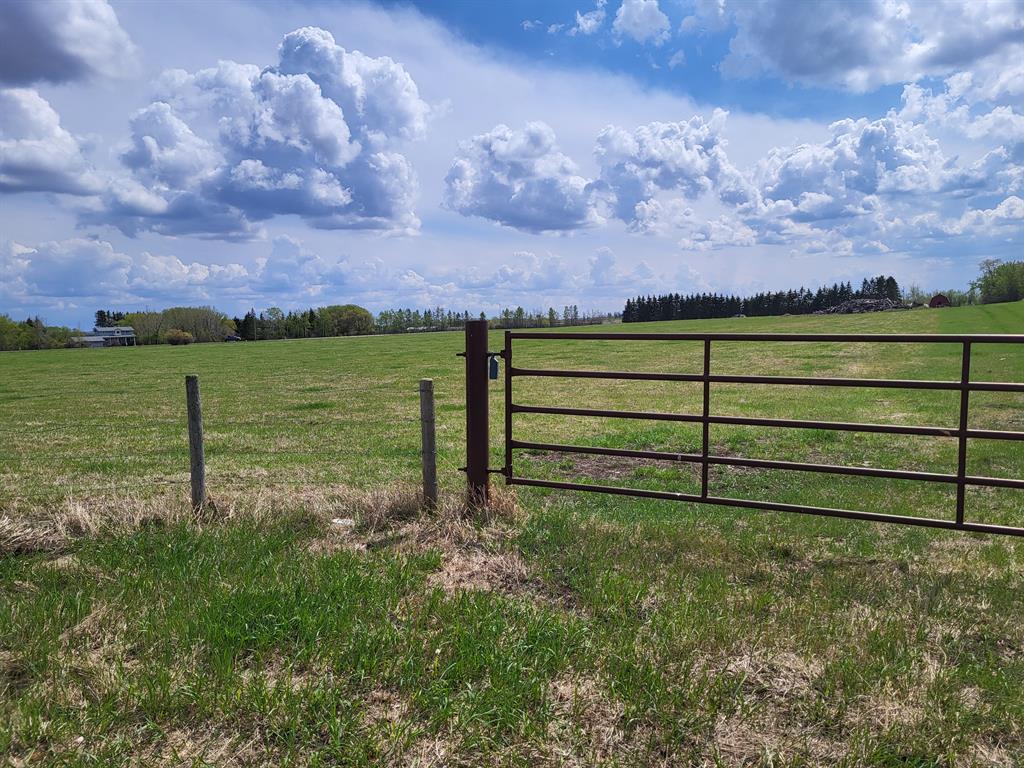 Picture of 39064 C & E Trail , Rural Red Deer County Real Estate Listing