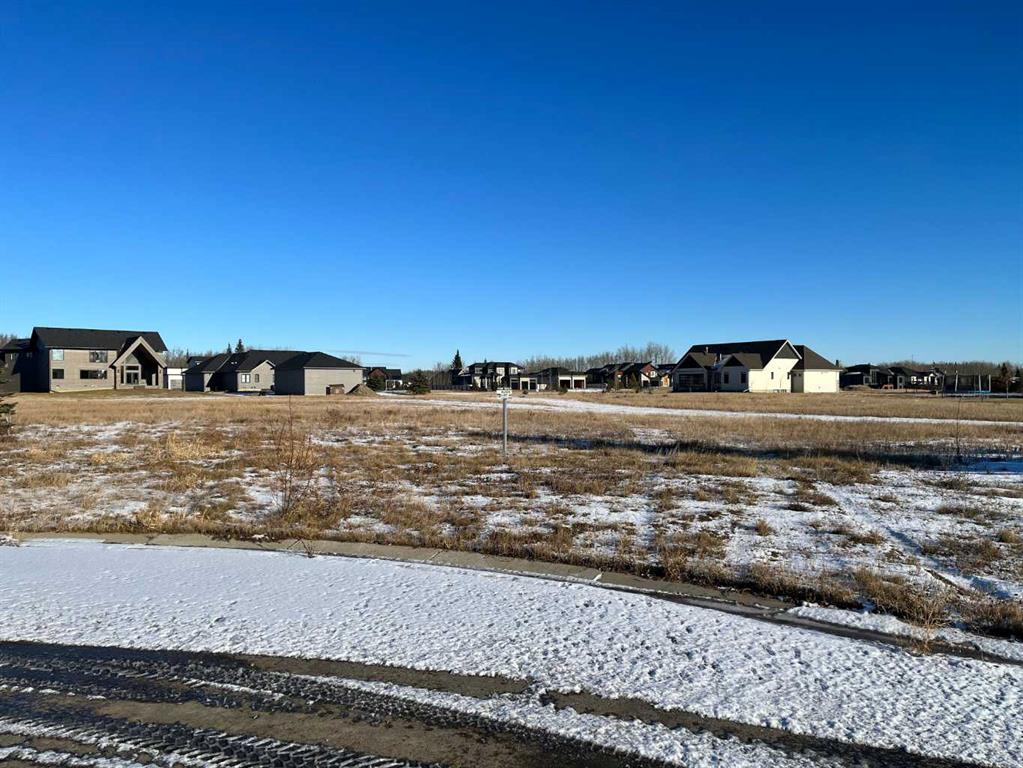 Picture of 7952 Creekside Drive , Rural Grande Prairie No. 1, County of Real Estate Listing