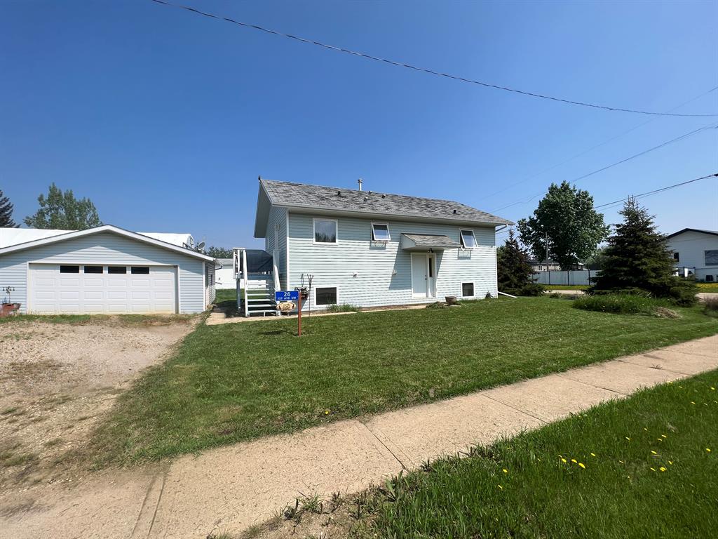 Picture of 26 1 Avenue SW, Rural Big Lakes County Real Estate Listing